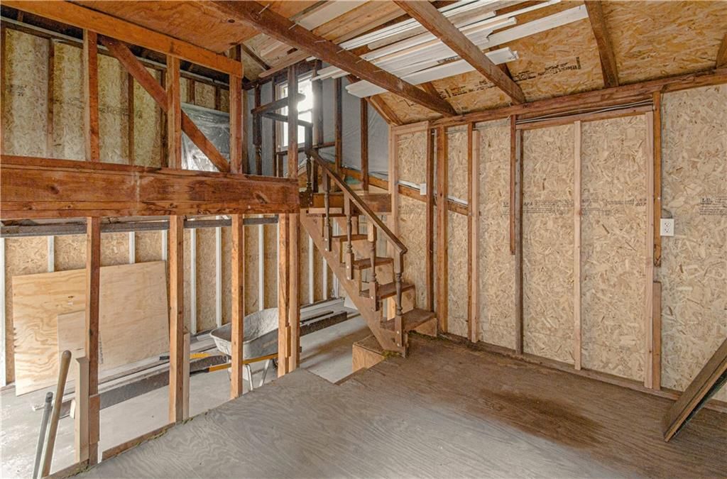 13747 Parker Avenue — photo 22