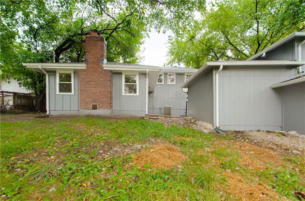 13747 Parker Avenue — photo 25