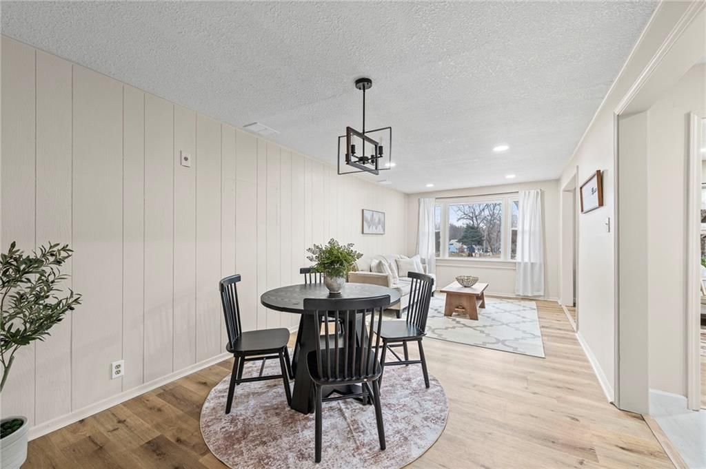 2506 S 48th Terrace — photo 10