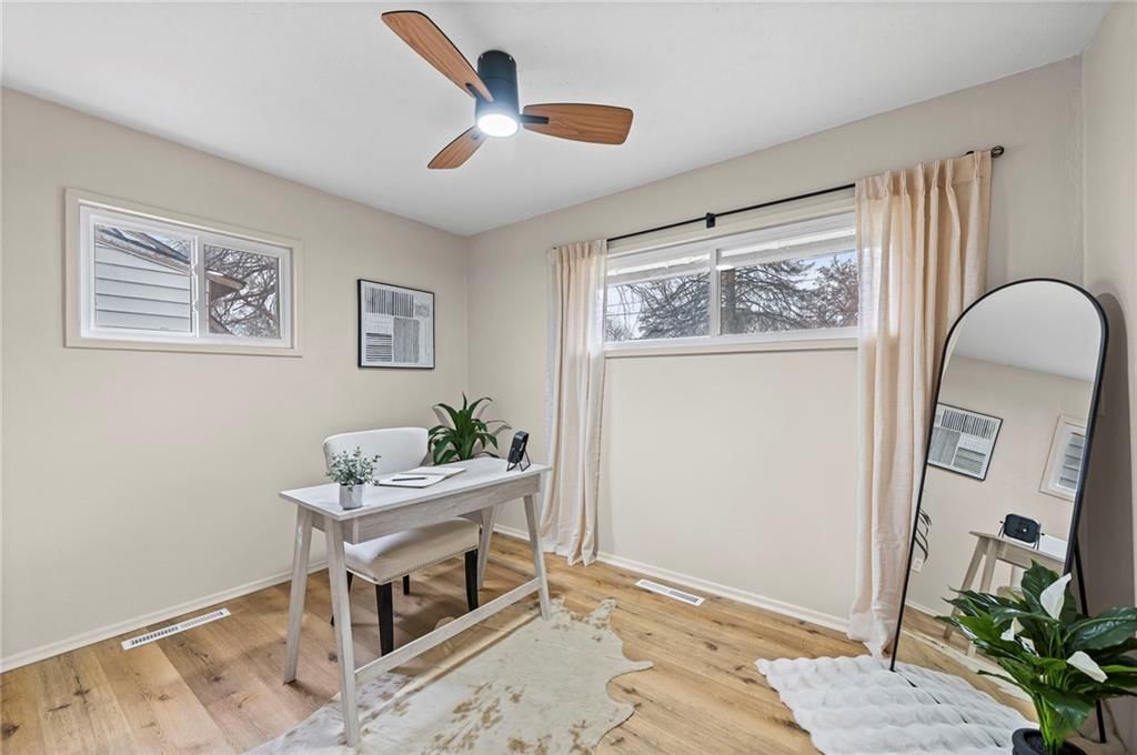 2506 S 48th Terrace — photo 19