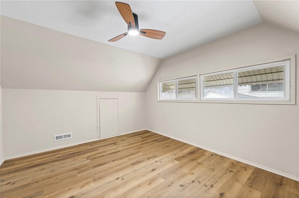 2506 S 48th Terrace — photo 21