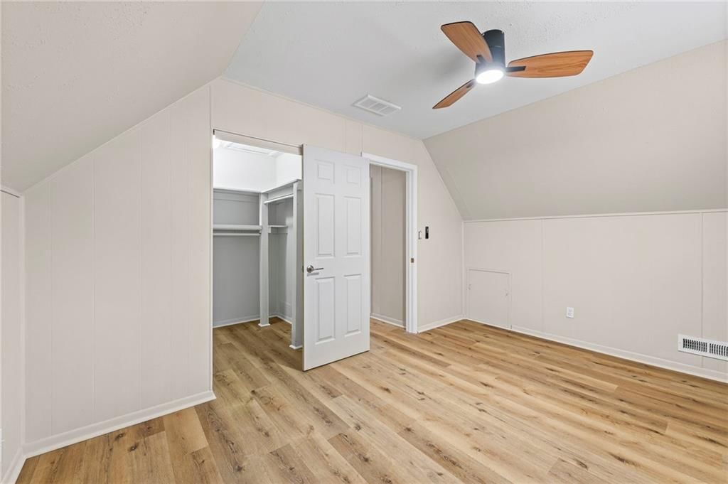 2506 S 48th Terrace — photo 25