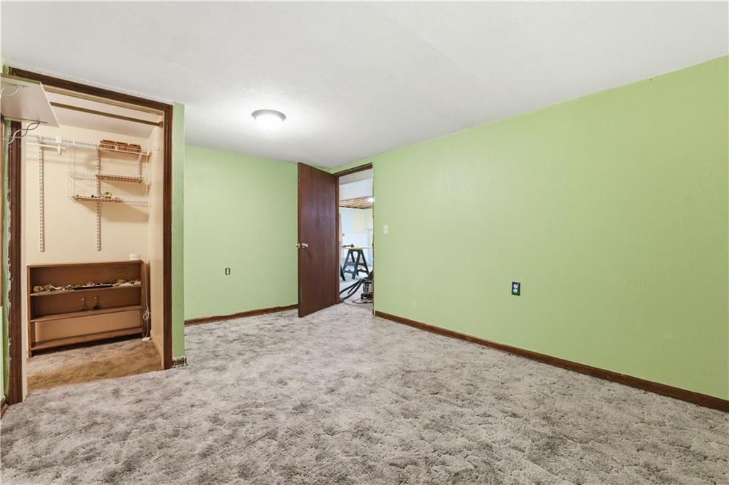 308 N Woodson Drive — photo 14