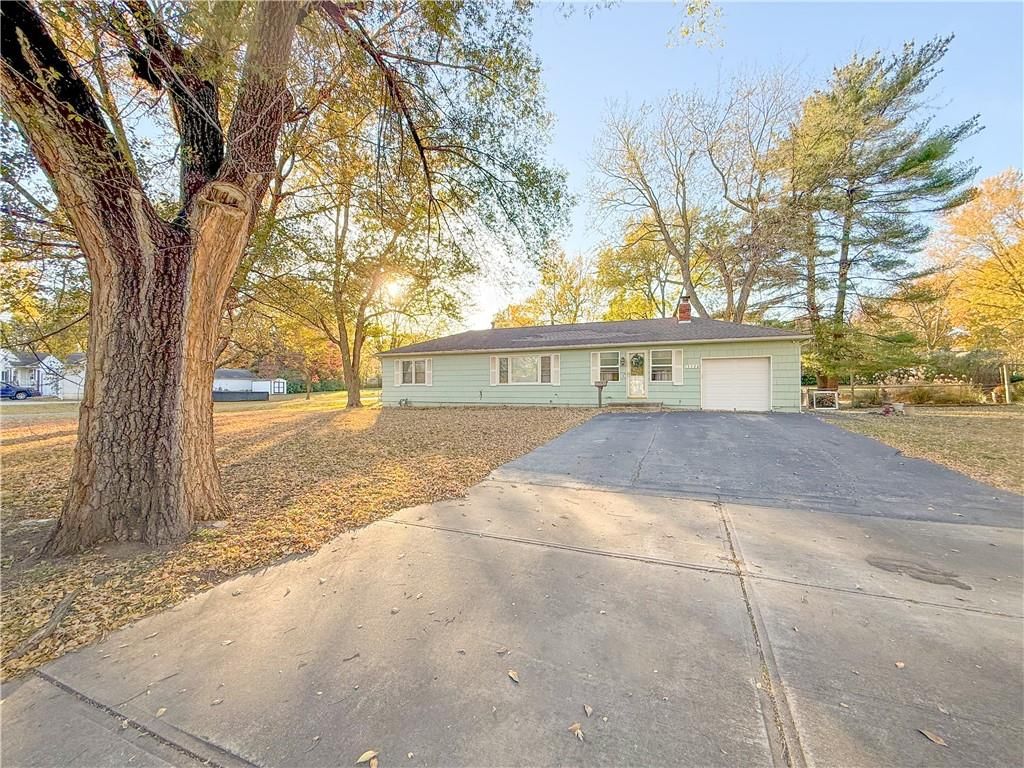 13520 Cypress Avenue — photo 43