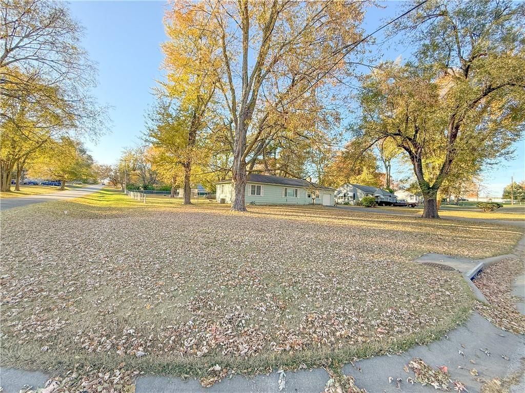 13520 Cypress Avenue — photo 45