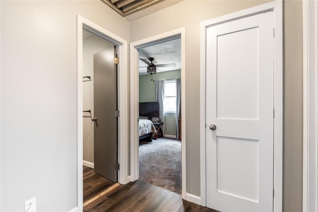 206 Cedarlane Drive — photo 12