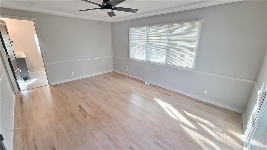 6000 Forest Avenue — photo 21