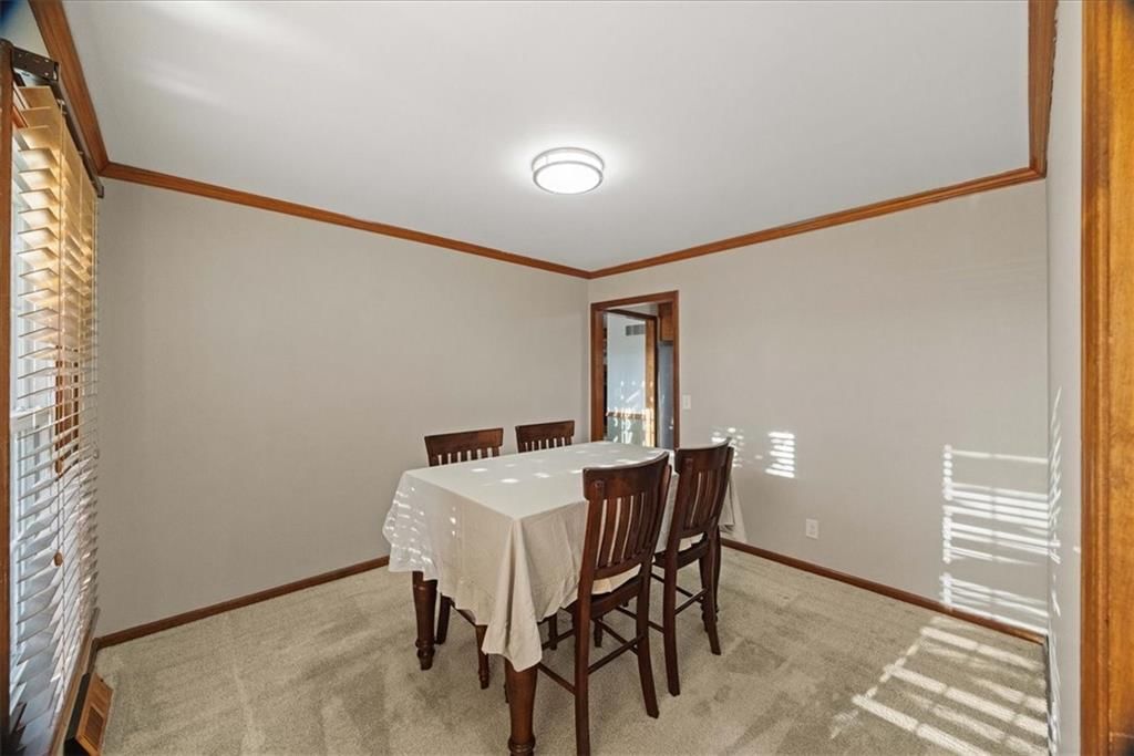 545 S 134 Street — photo 42