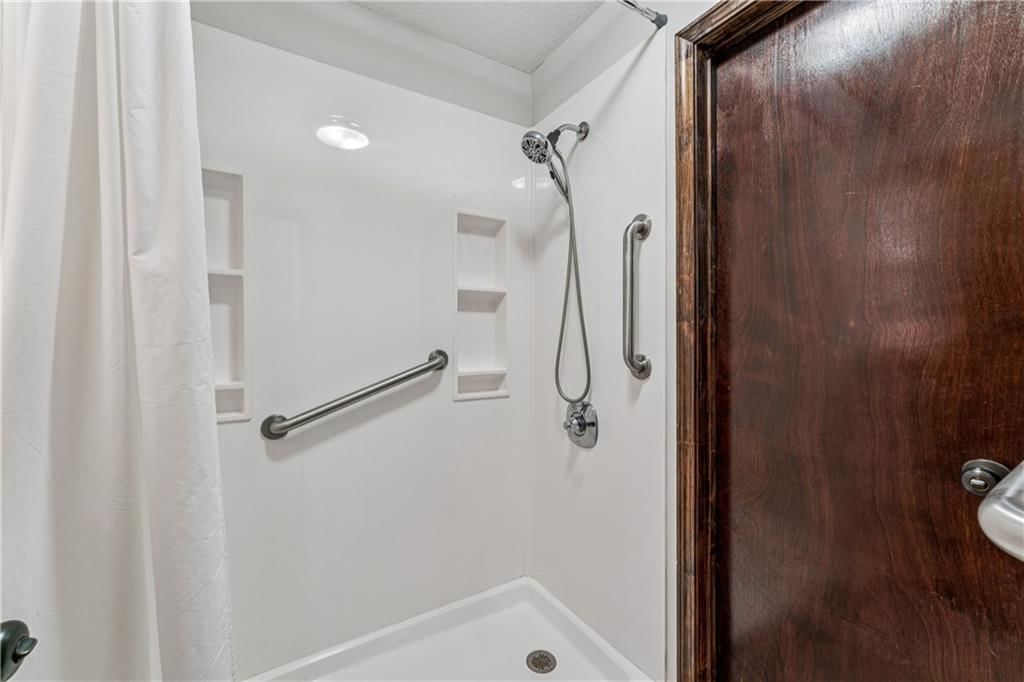 4124 S Union Street — photo 20