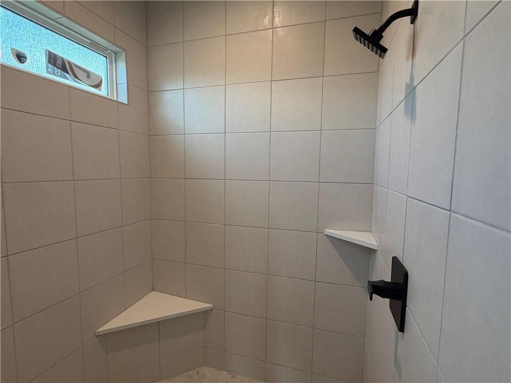 11431 S Houston Street — photo 16