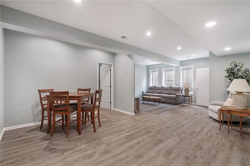 11213 S Rene Street — photo 37
