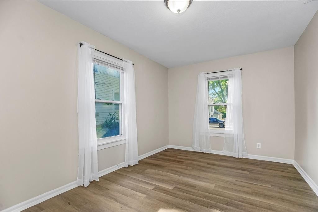 334 W Sea Avenue — photo 17