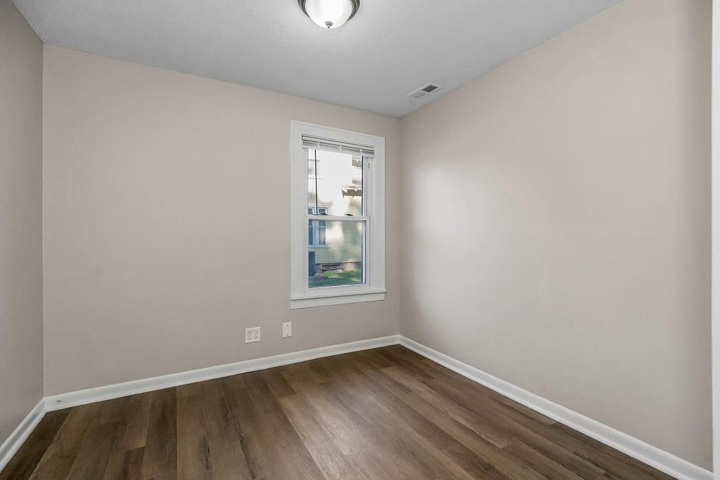 334 W Sea Avenue — photo 20