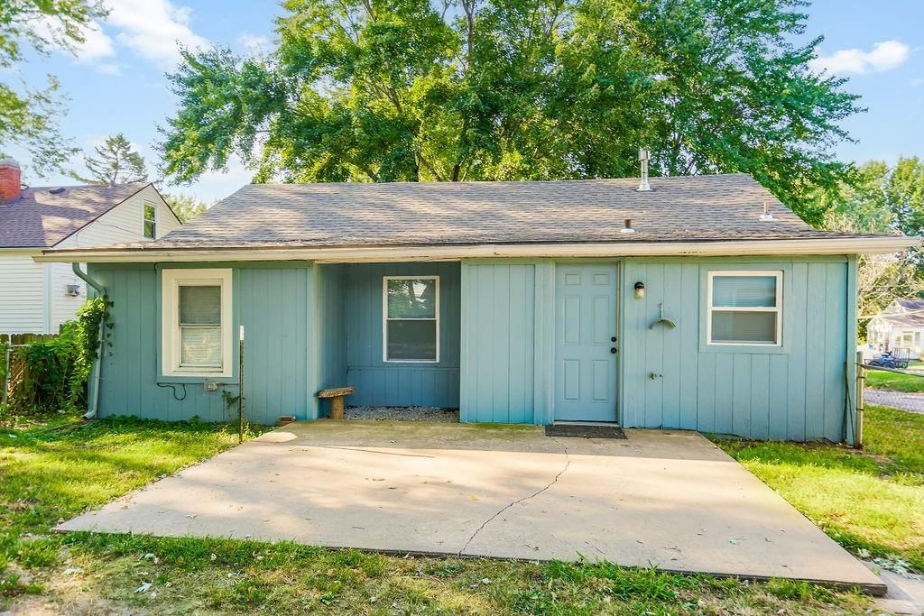334 W Sea Avenue — photo 24