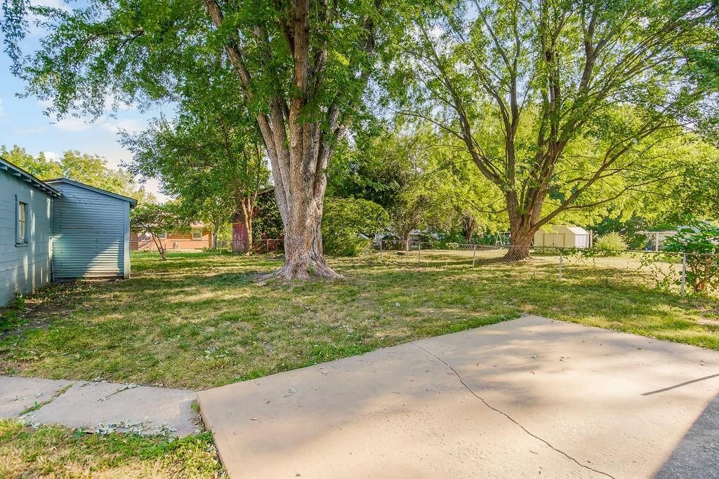 334 W Sea Avenue — photo 25