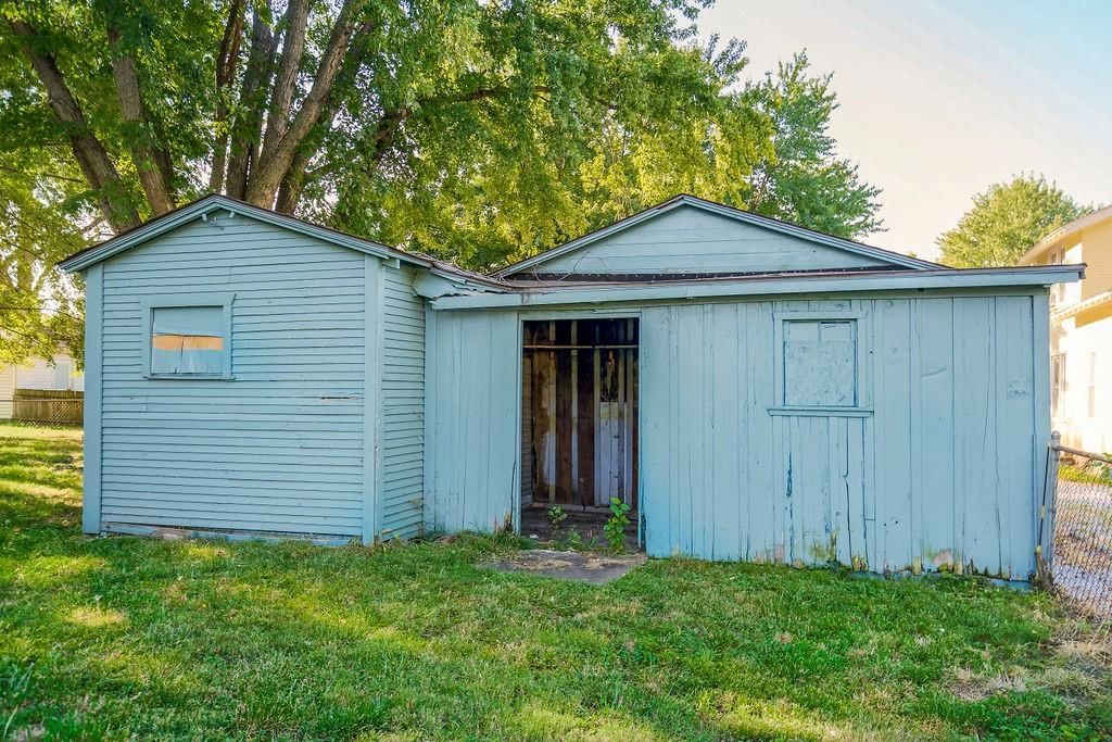 334 W Sea Avenue — photo 28