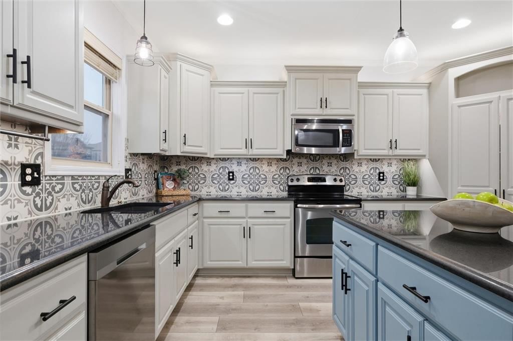313 SW Eagles Ridge Drive — photo 11