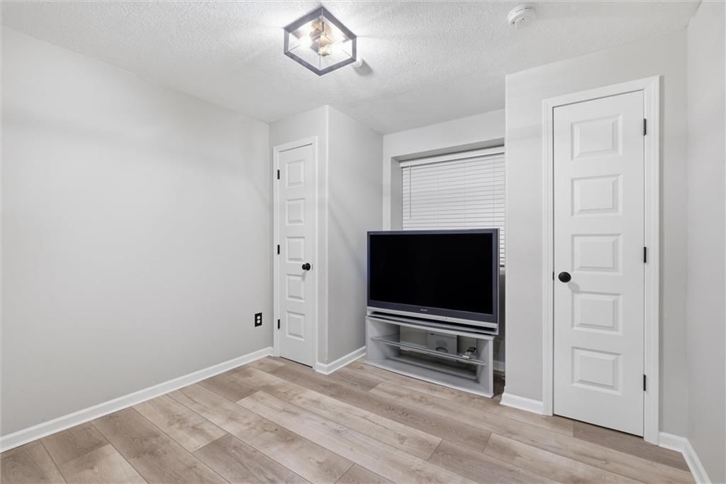313 SW Eagles Ridge Drive — photo 31