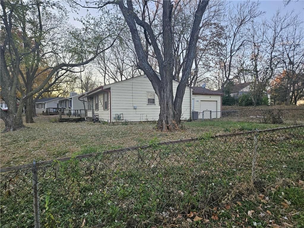 7334 NE 51st Street — photo 6