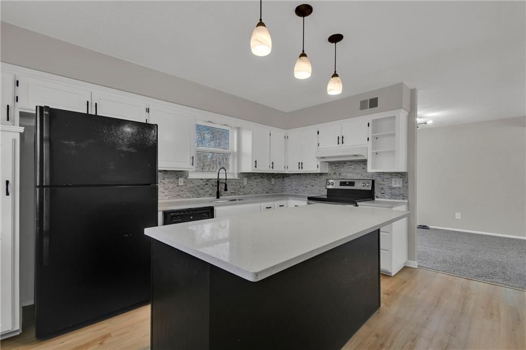 203 SE Winburn Trail — photo 11