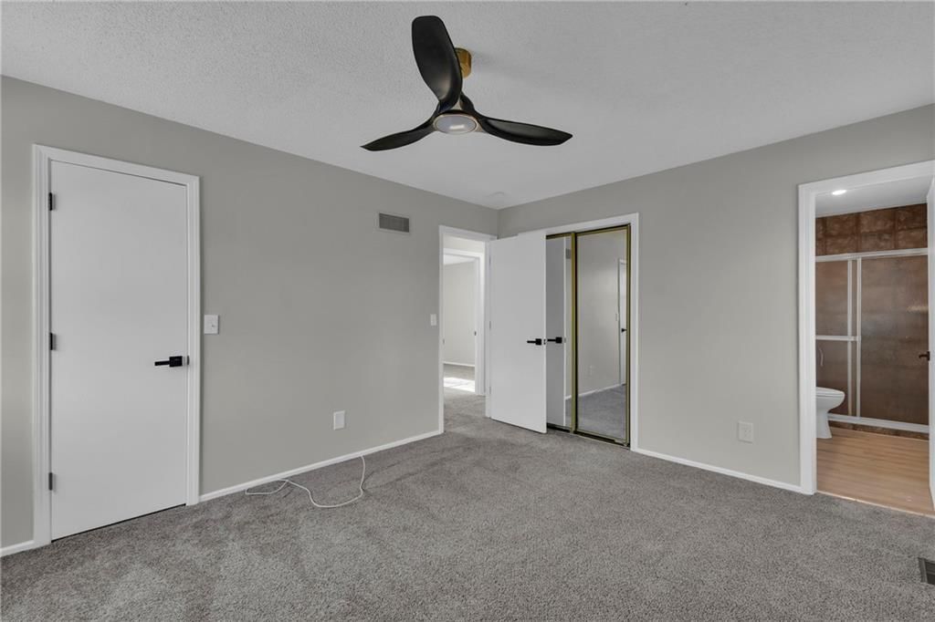 203 SE Winburn Trail — photo 16