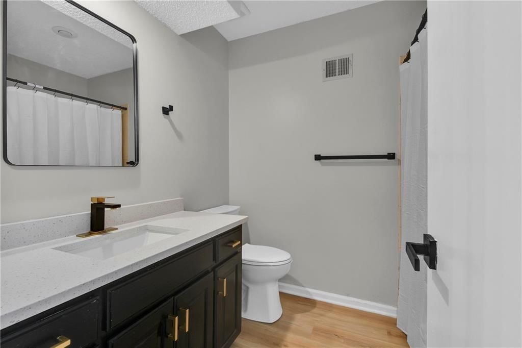 203 SE Winburn Trail — photo 22
