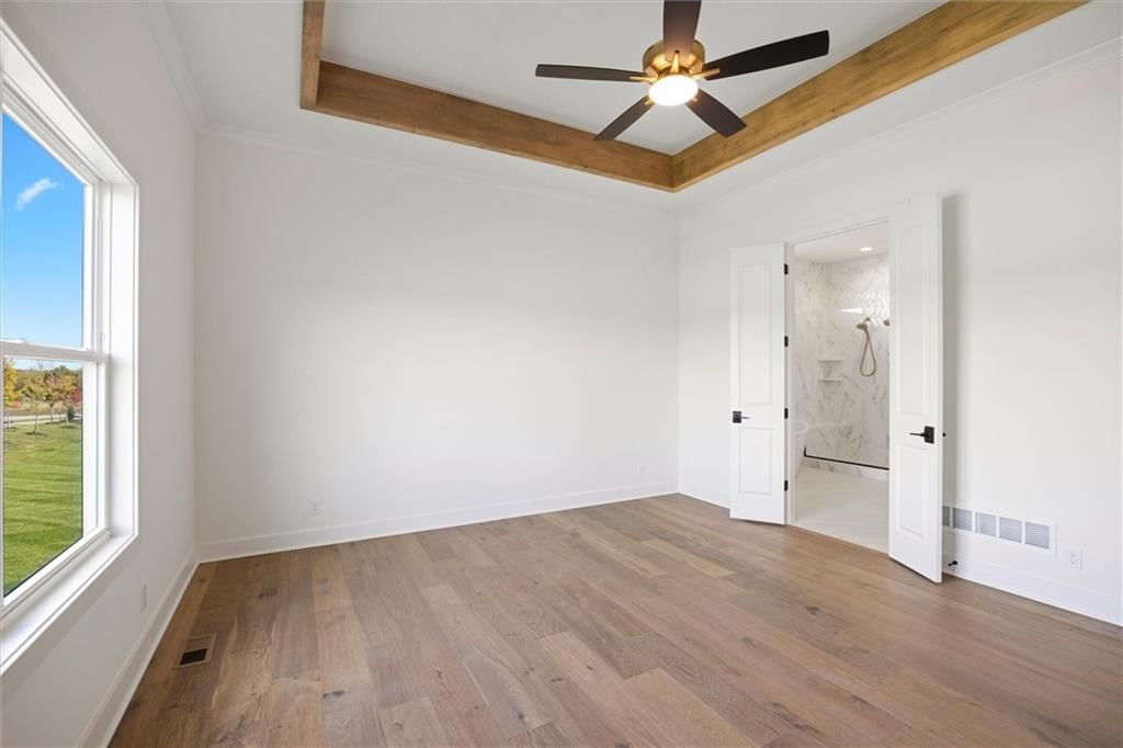 Photo 22 of 49 - 17028 Rosehill Street, Overland Park, KS 66221