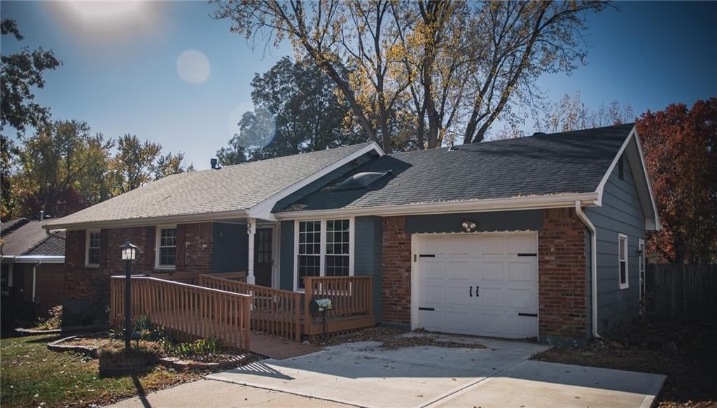 3804 S Drumm Avenue — photo 2