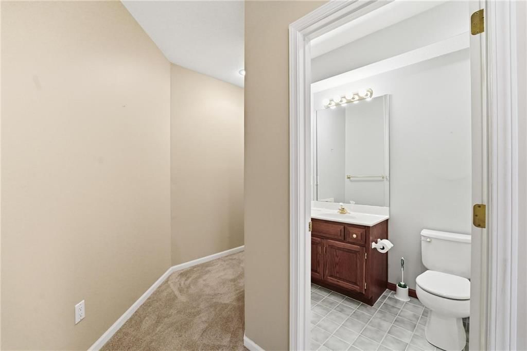 813 NW North Ridge Court — photo 41