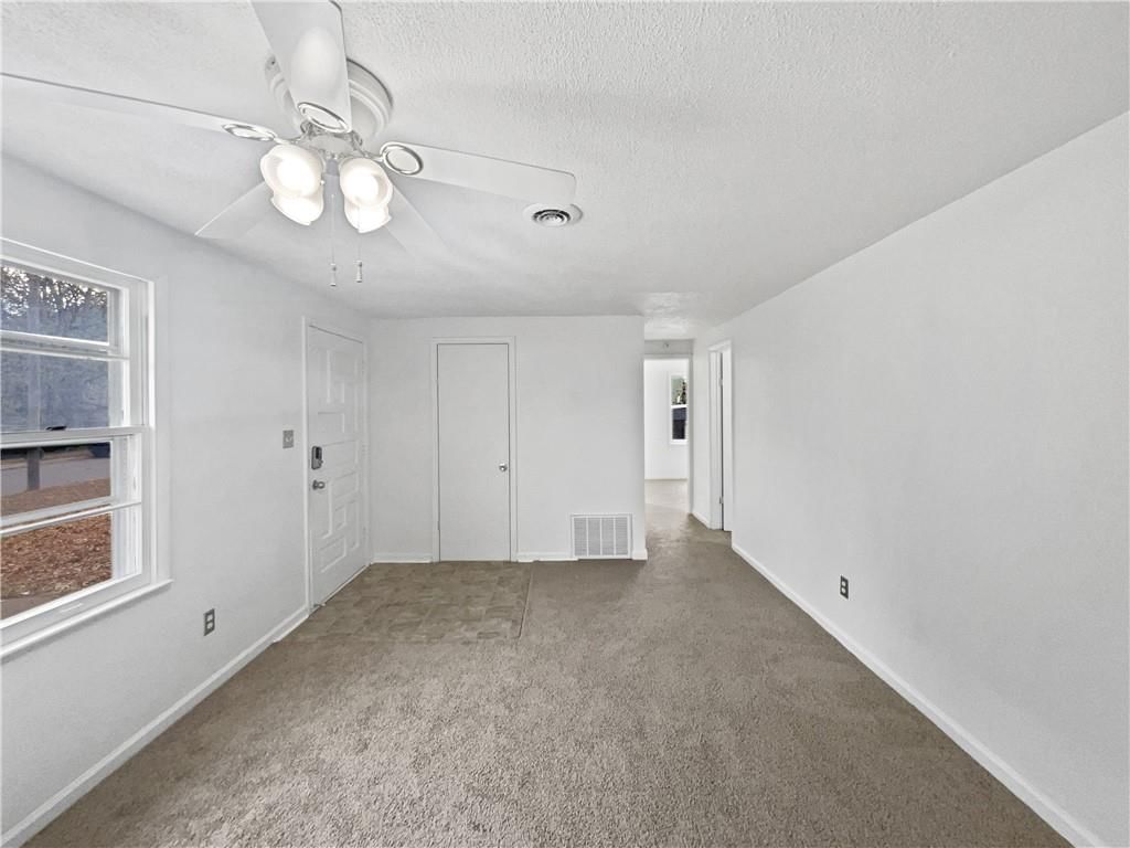 1044 S 49th Drive — photo 7