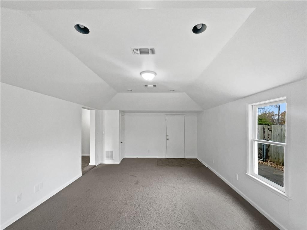 1044 S 49th Drive — photo 11