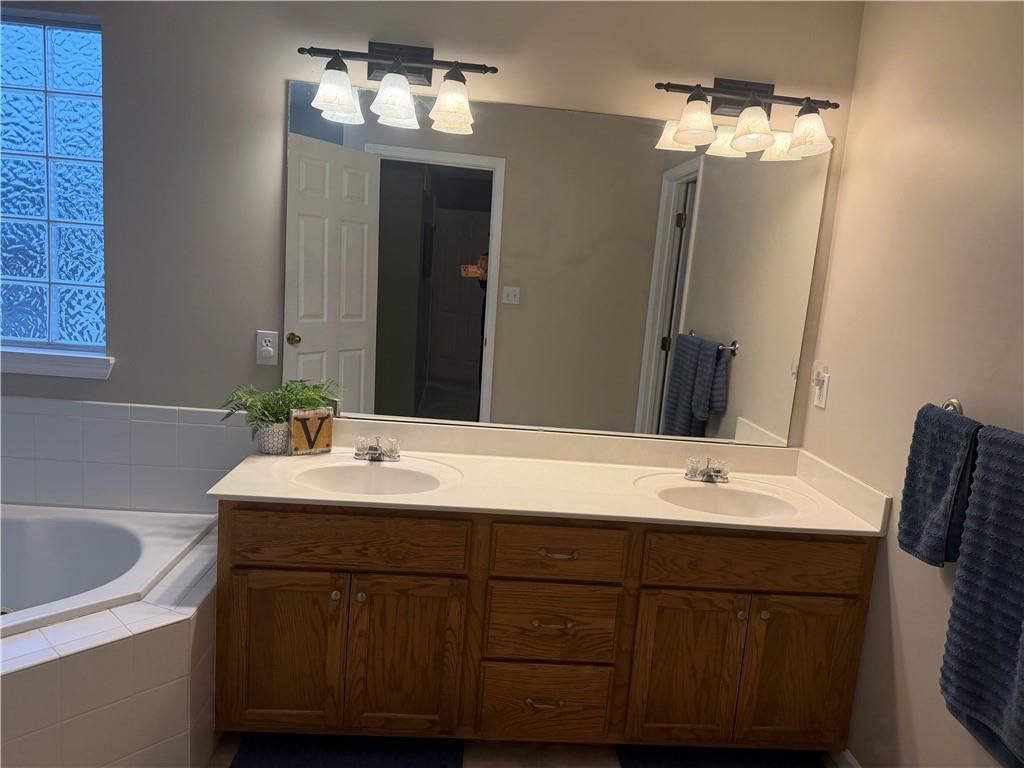 521 Hillbrook Drive — photo 13