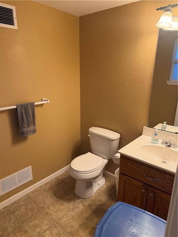 521 Hillbrook Drive — photo 27