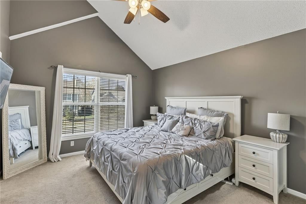 7435 N Lewis Avenue — photo 10