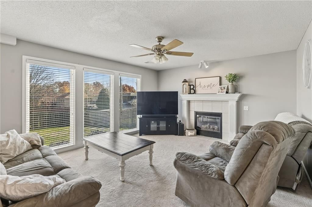 7435 N Lewis Avenue — photo 18