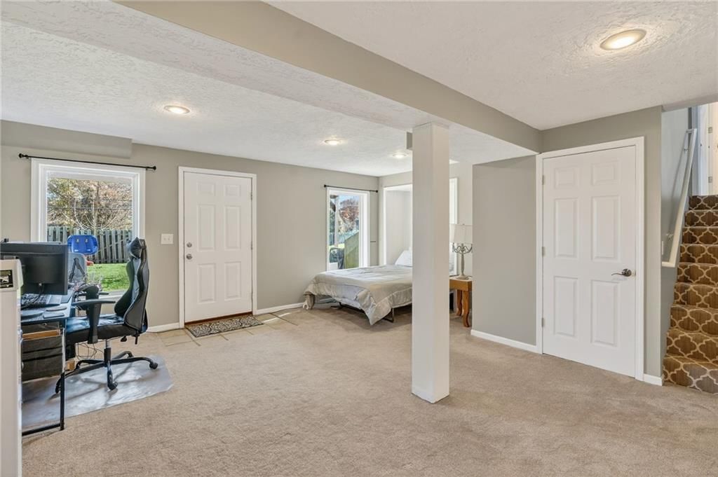 7435 N Lewis Avenue — photo 20