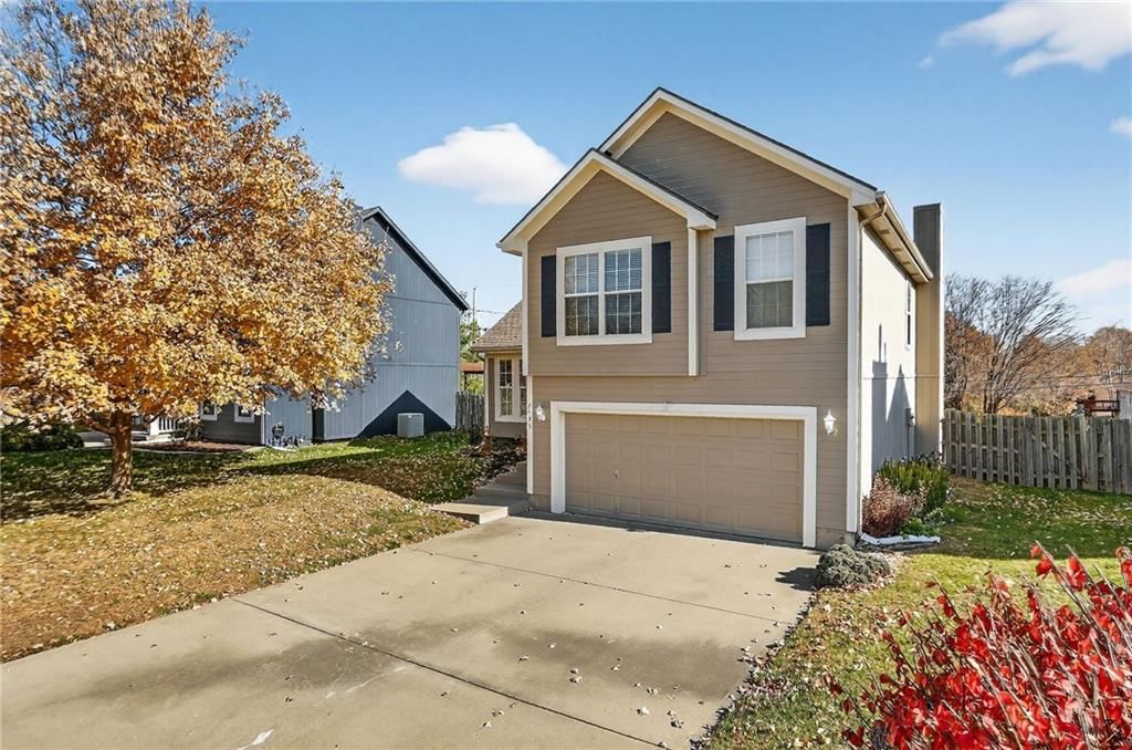 7435 N Lewis Avenue — photo 37