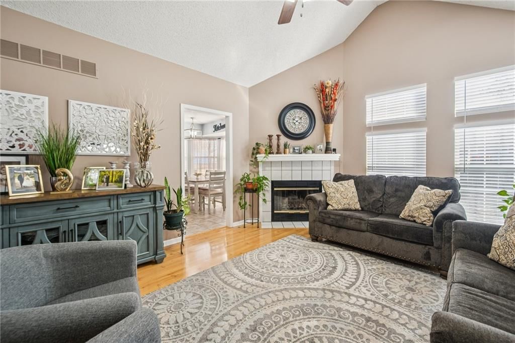 107 Rock Creek Drive — photo 2