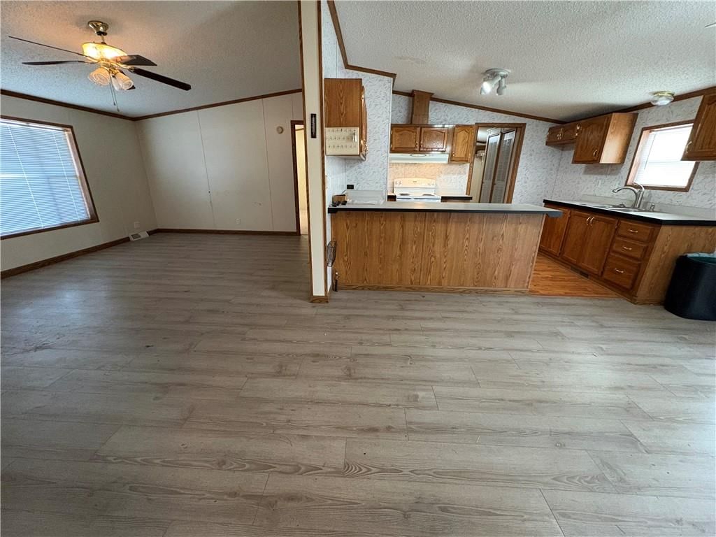 103 S Osborne Street — photo 17