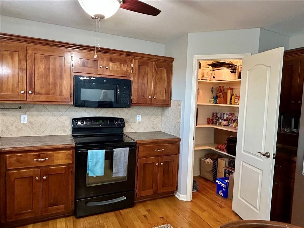 4913 S 22nd Street — photo 13