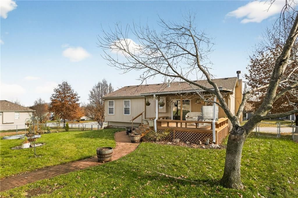 806 Pine Crest Avenue — photo 3