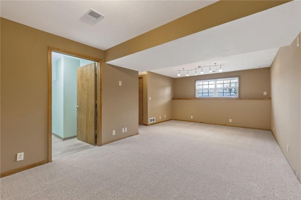 806 Pine Crest Avenue — photo 23