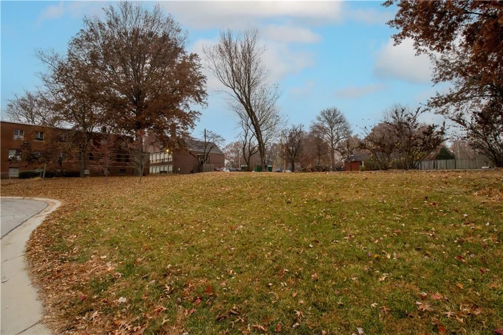 71st Terrace — photo 3