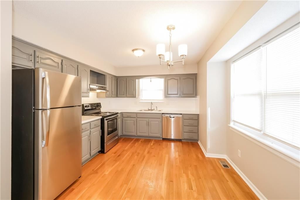 408 N Washington Street — photo 4