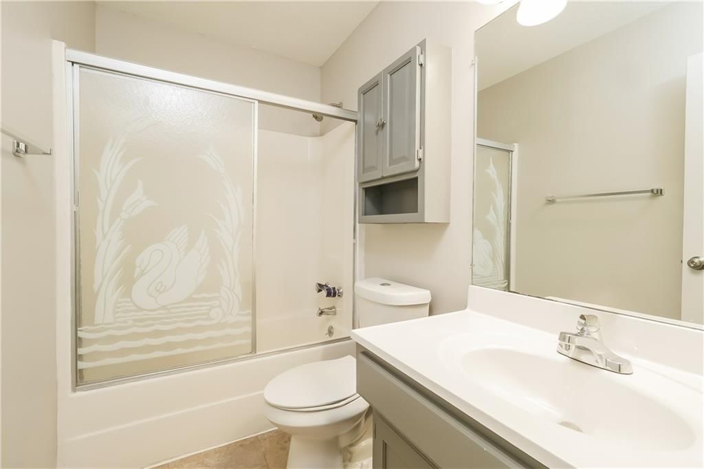 408 N Washington Street — photo 13