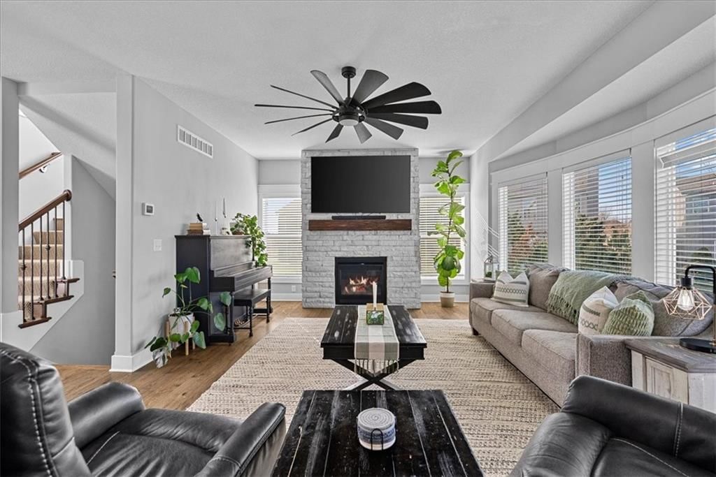 17772 W 163RD Terrace — photo 5