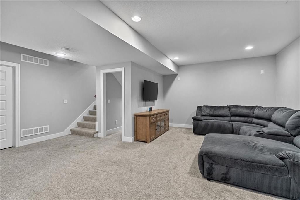 17772 W 163RD Terrace — photo 39