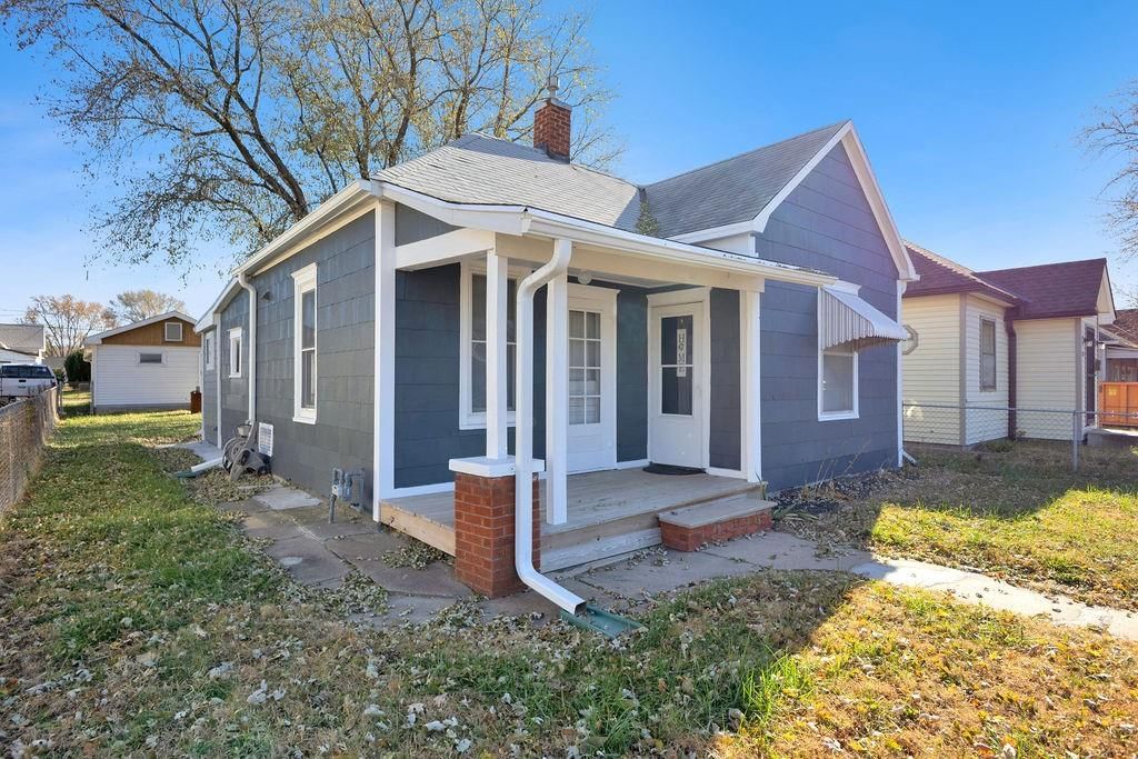 6205 Grant Street — photo 3