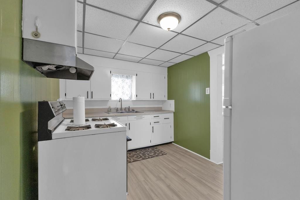 6205 Grant Street — photo 9