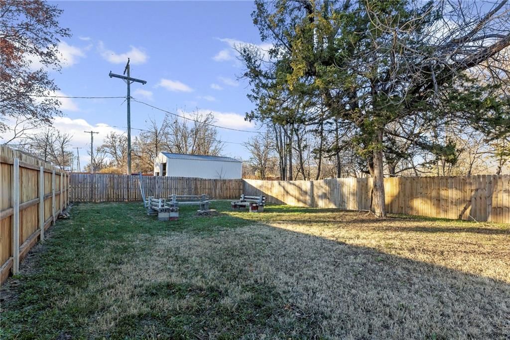 436 S Ash Street — photo 34